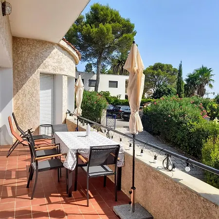 Appt 83m2 Rez De Jardin Dans Parc Prive Balcon Vue Appartement Saint-Raphaël