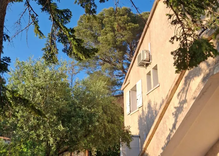 Apartman Appt 83m2 Rez De Jardin Dans Parc Prive Balcon Vue