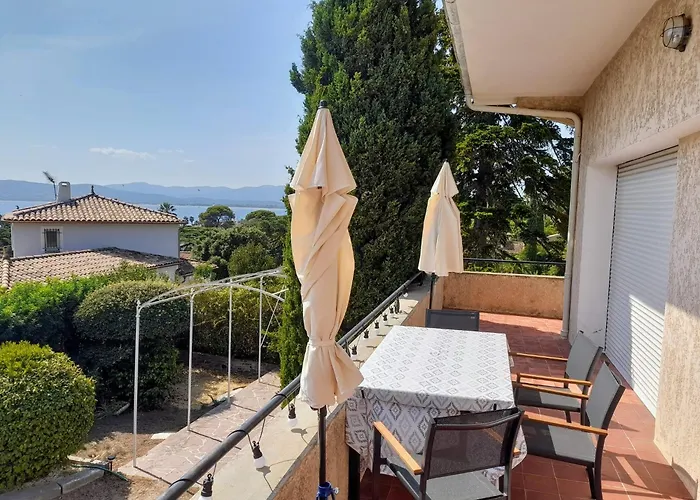 Apartman Appt 83m2 Rez De Jardin Dans Parc Prive Balcon Vue Saint-Raphaël