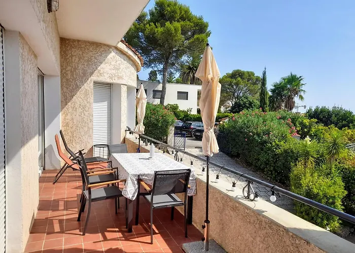 Appt 83m2 Rez De Jardin Dans Parc Prive Balcon Vue Apartman Saint-Raphaël